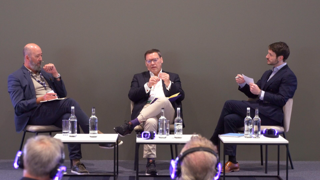 Safeguarding data sovereignty in modern warfare
