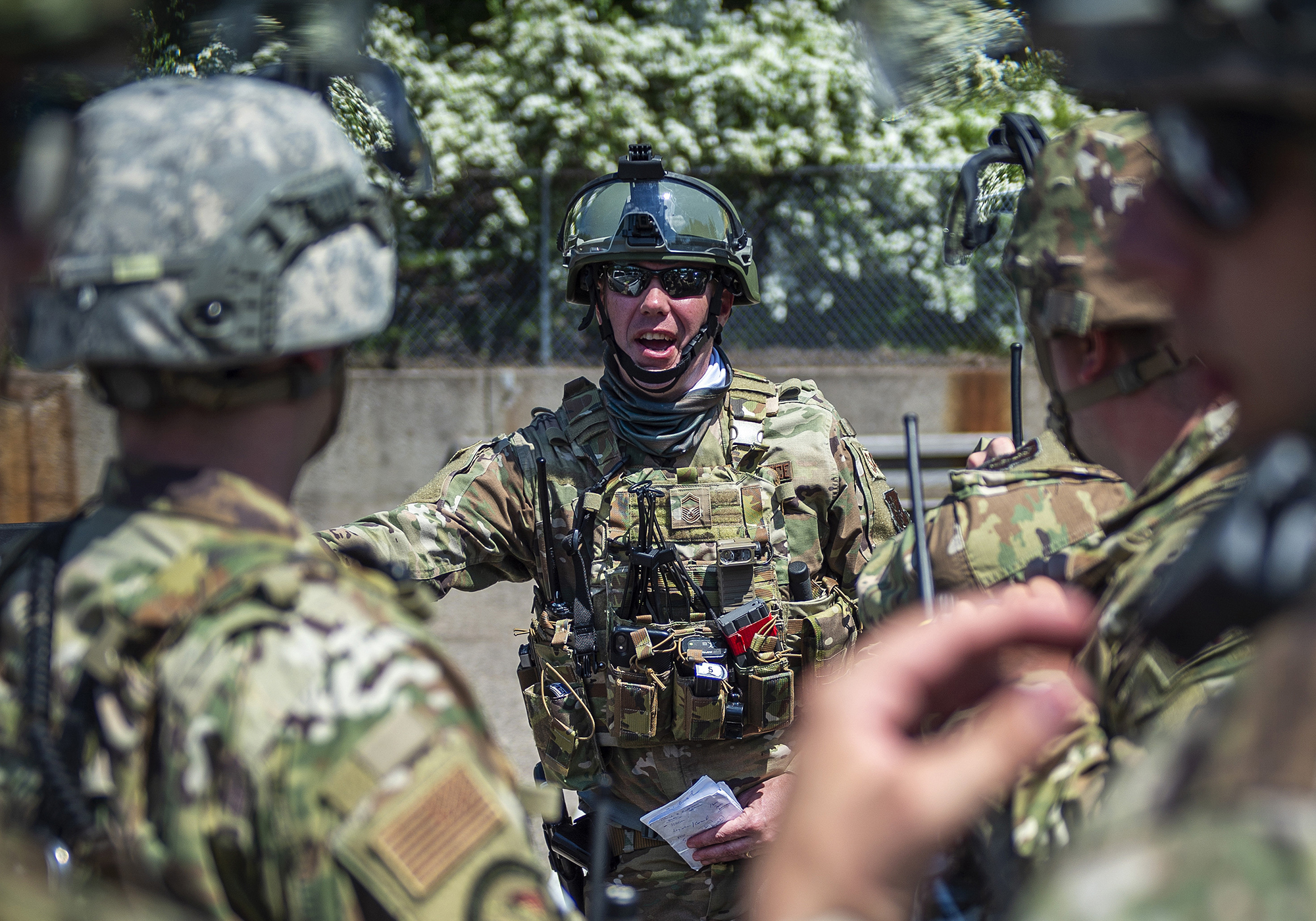 Airmen assigned to the Minnesota National Guard’s 133rd Airlift Wing Security Forces Squadron provide support to local law authorities in Saint Paul, Minn., June 1, 2020.