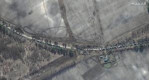 Satellite images show much longer convoy of Russian military vehicles