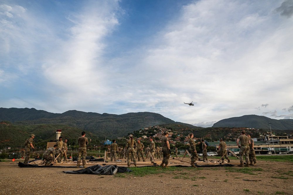 Air Force contingency wing assists Venezuela in earthquake response, aid intake