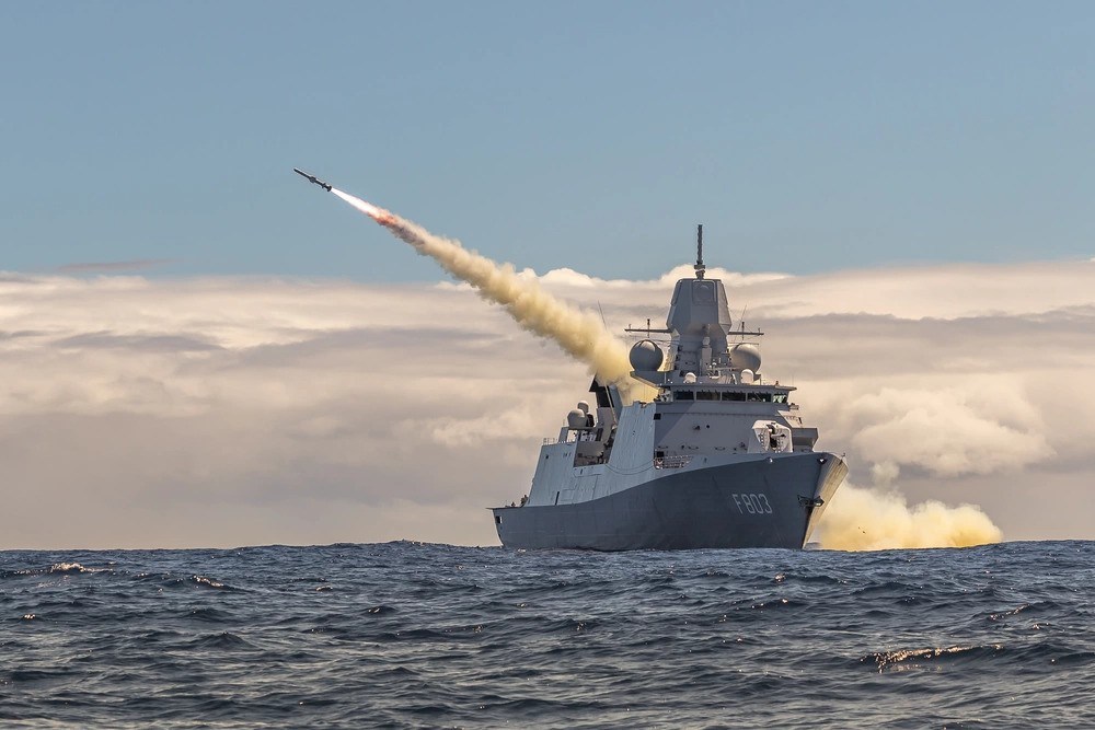 USS Tarawa sent to ocean floor in Rim of the Pacific exercise