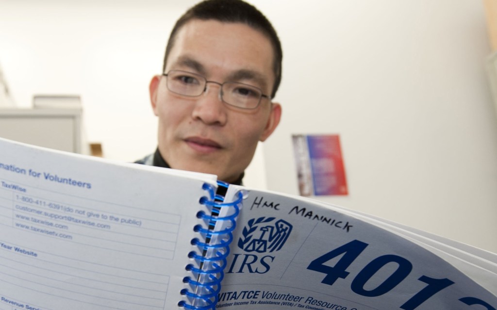 Watchdog sees ‘light at the end of the tunnel’ for the IRS