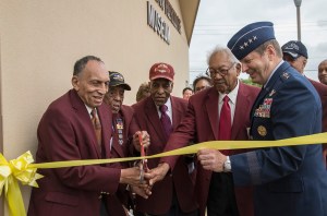 Remembering Tuskegee Airman Thomas Ellis