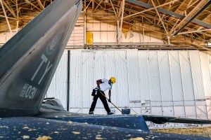 Tyndall F-22s arrive in Hawaii