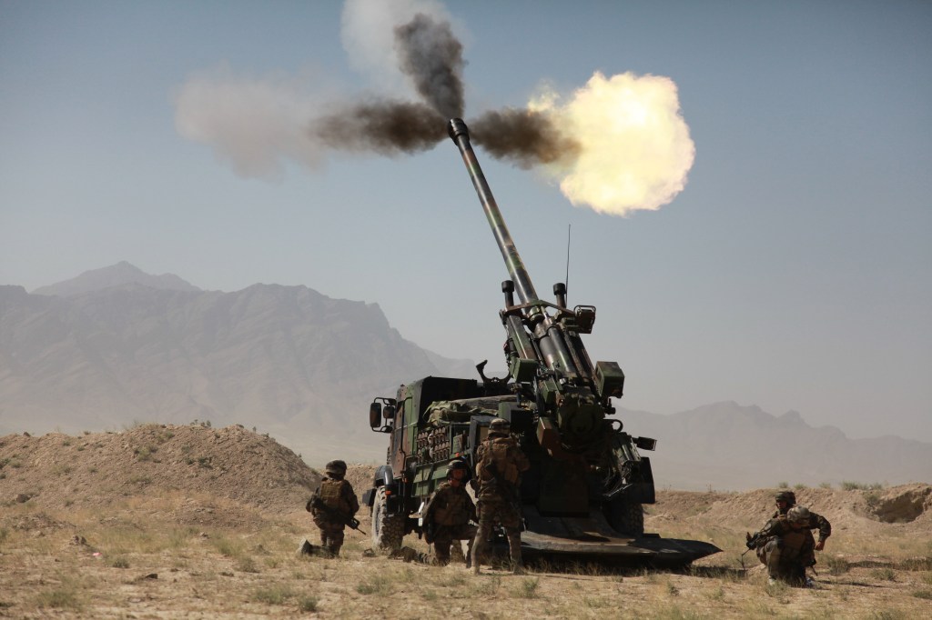Colombia to buy 12 French-made Caesar howitzers