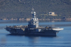 France moves aircraft carrier to Red Sea with eye on Hormuz mission