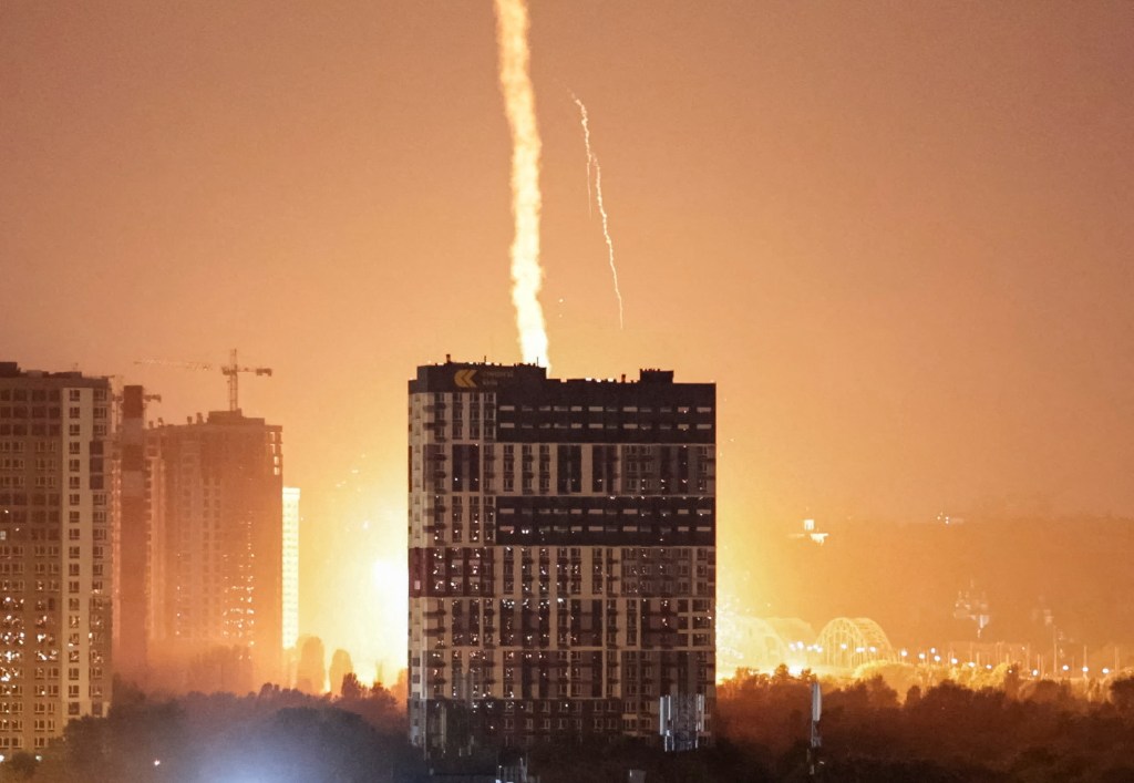 Russian strikes kill 20, exposing Ukraine’s air-defense shortage
