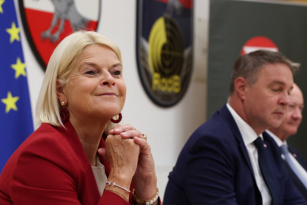 Austria plans to extend military service in light of Ukraine war
