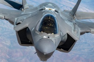 Pentagon lacks big picture for fighter jet procurement, watchdog says