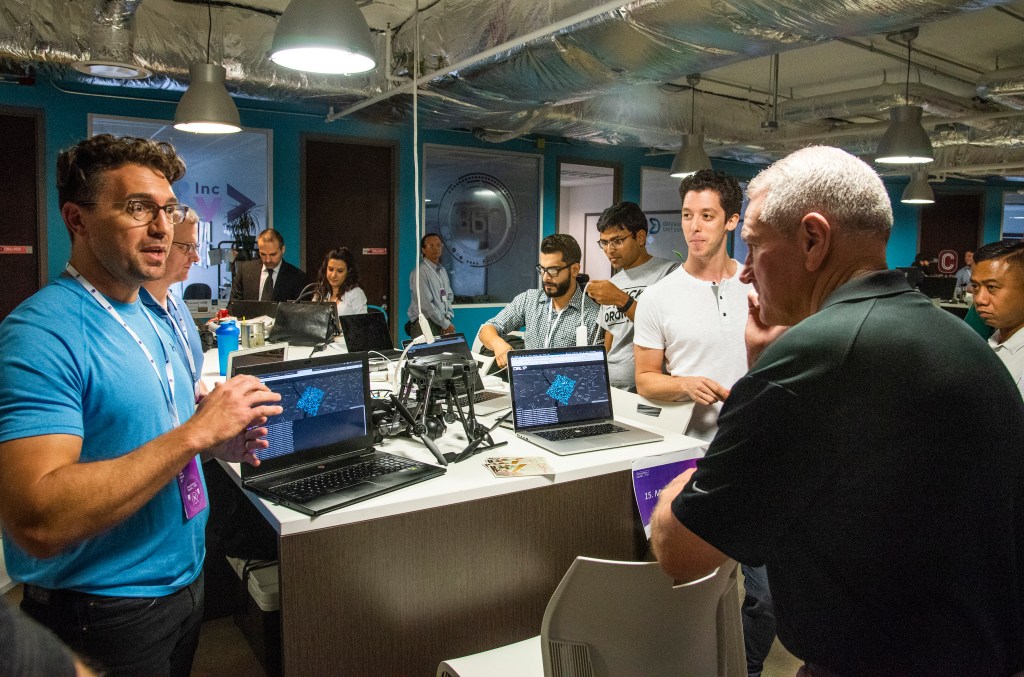 Choosing the right commercial tech for government
