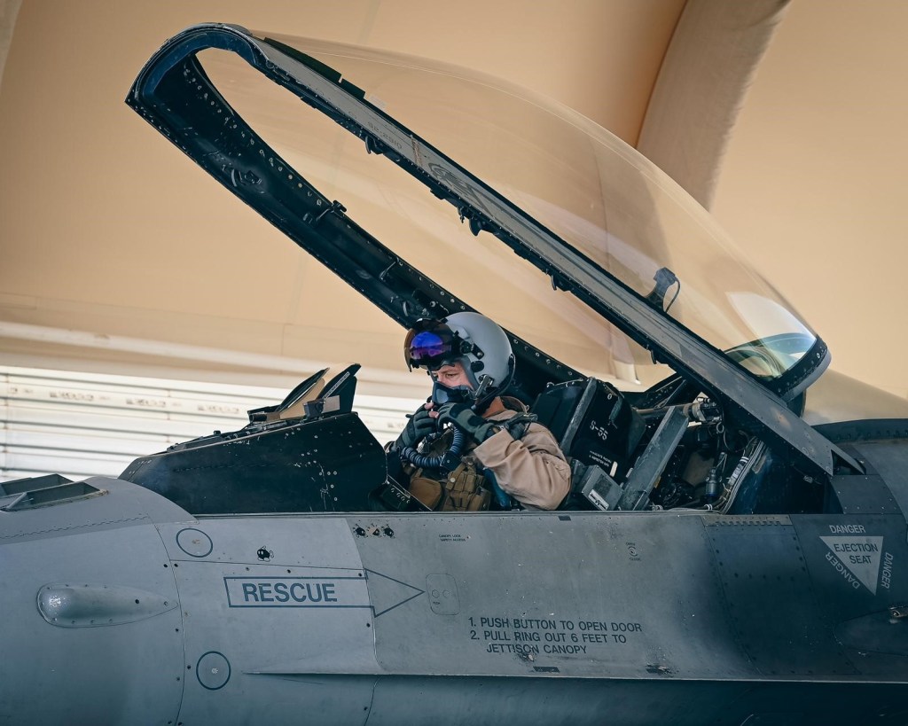Russians seem to be baiting US jets to dogfight in Syria, general says