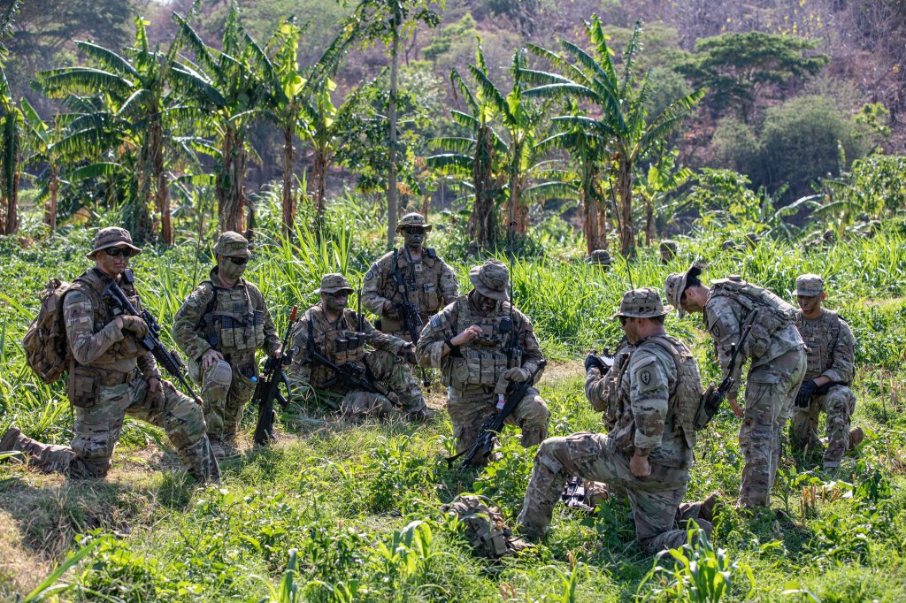 US Army seeks cheap, user-friendly radios amid network changes