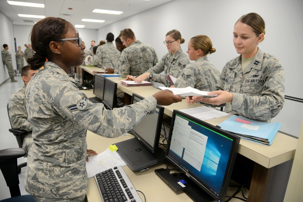 Senators skeptical over long-term VA health records overhaul