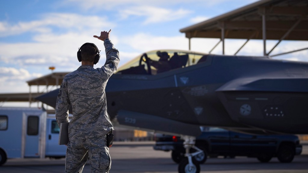 US Air Force moves to fortify F-35 weak points against hacking
