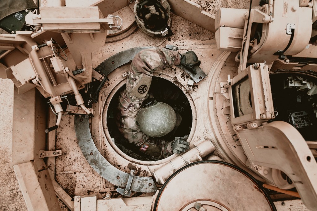 Army should permanently station armor brigade in Poland, report argues