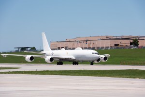 US Air Force, Navy conduct ICBM test aboard nuclear command aircraft