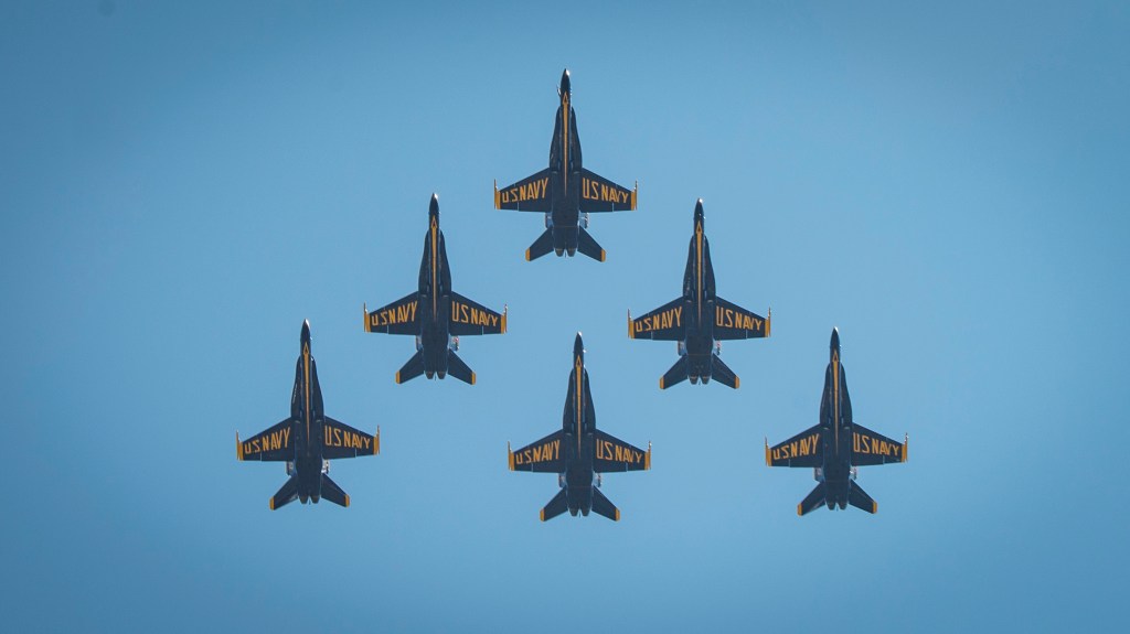 Blue Angels, Thunderbirds pay tribute to first responders in NYC flyover