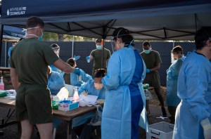 Second wave of Marines arrive in Australia for training rotation, enter quarantine