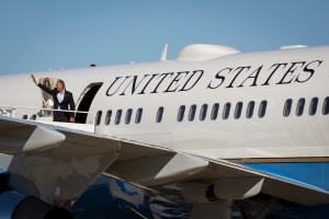 Trump Tweets US Should Cancel Air Force One Replacement