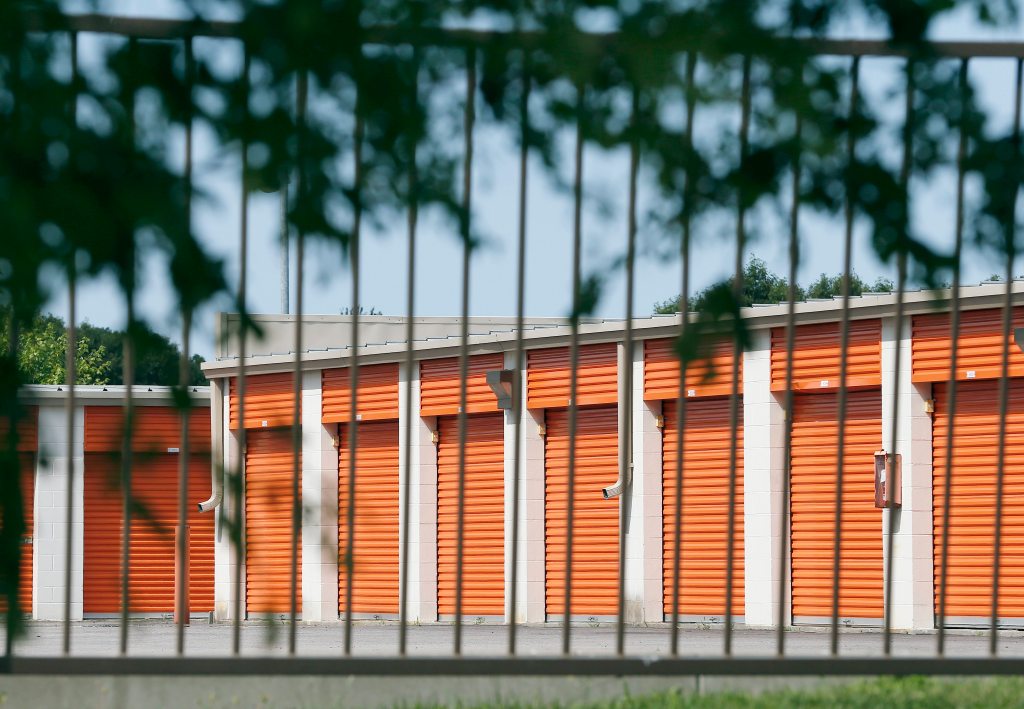 Storage company to pay $170K to 10 service members