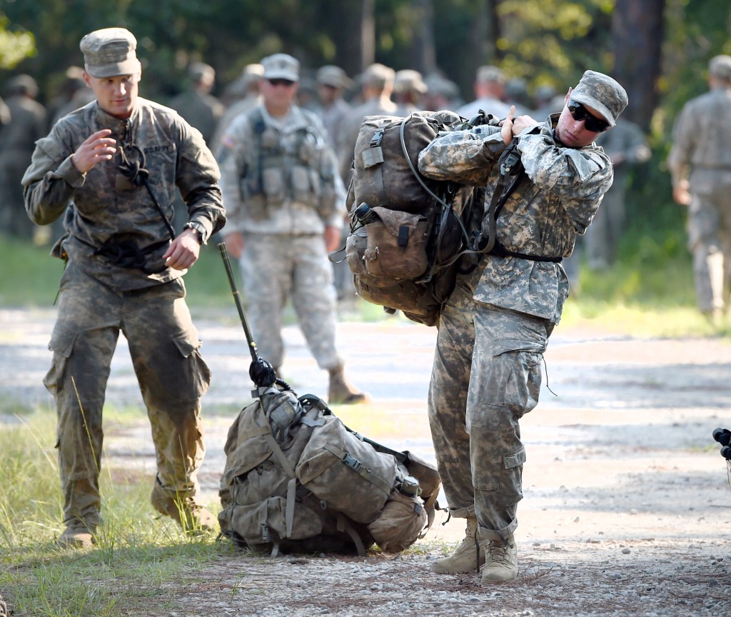 United Airlines charges soldier coming home from Afghanistan $200 for overweight bag