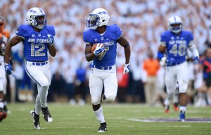 Air Force runs over Morgan State, 63-7