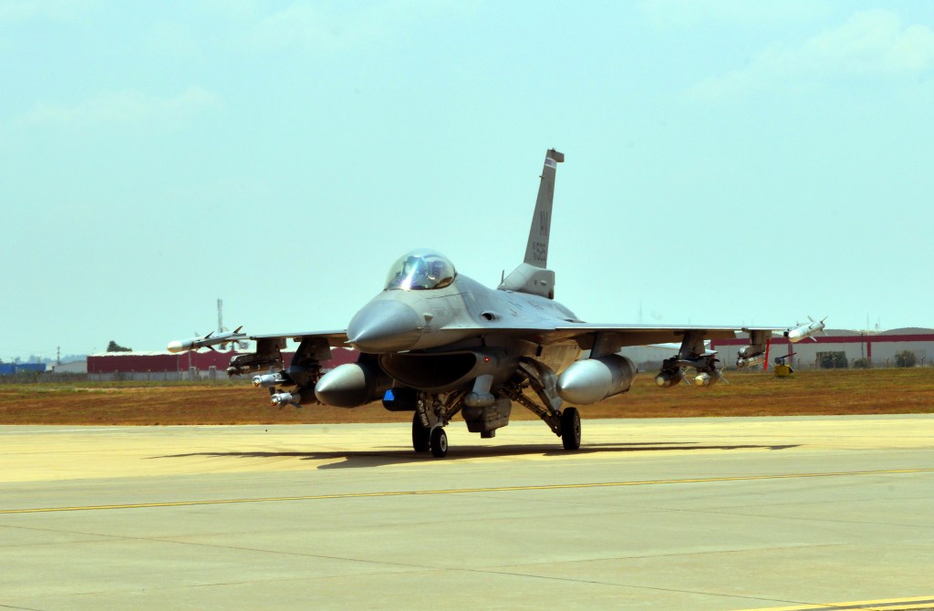 Air power has Islamic State ‘on the defensive’