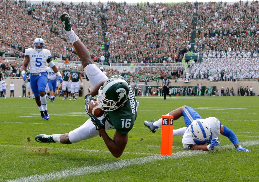 Football: Burbridge leads No. 4 Michigan State over Air Force 35-21