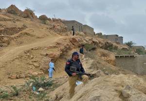 Pakistan Army Chief: Finish the Job Against the Taliban