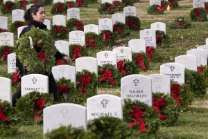 After public outcry, annual wreath laying allowed at Arlington National Cemetery