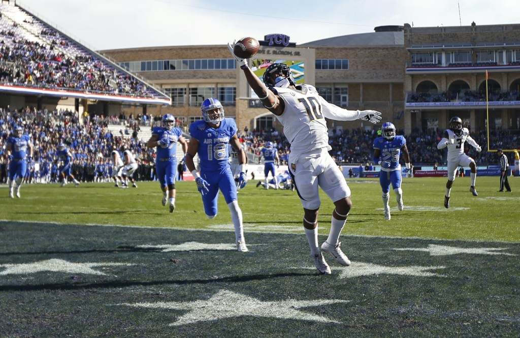 Goff tosses 6 TDs, Cal tops Air Force 55-36 in Armed Forces