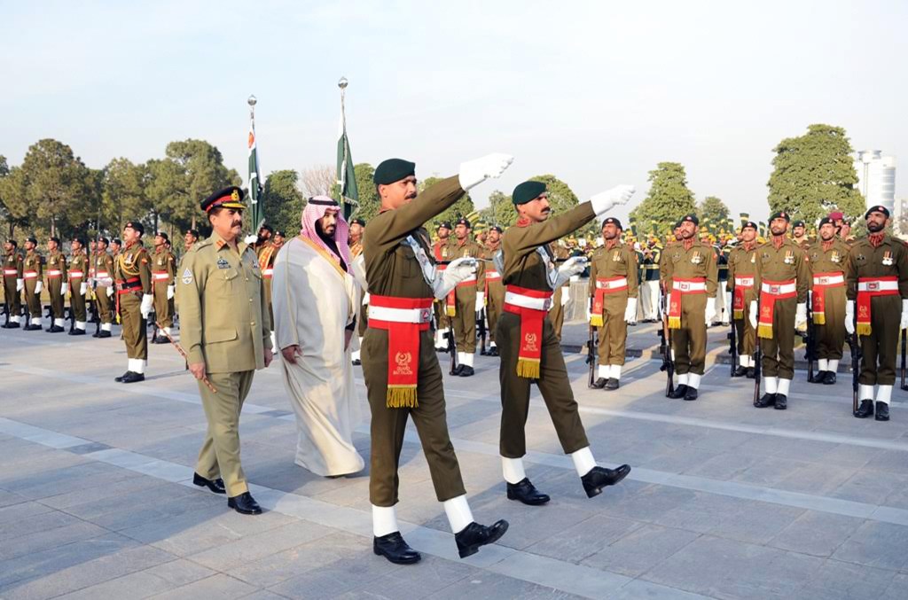 Pakistan Would Defend Saudi Territory, But Not Join Coalition