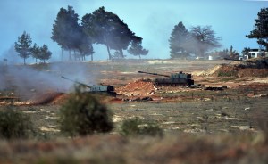 Turkey pushes case for ground operations as Kurds advance