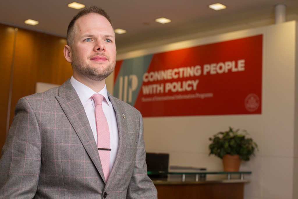 Digitizing citizen engagement from White House to the world