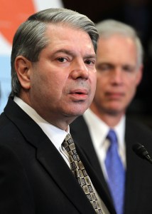 4 ways GAO says the government can save money
