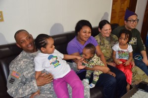 Airmen, soldiers rescue South Korean family in burning building
