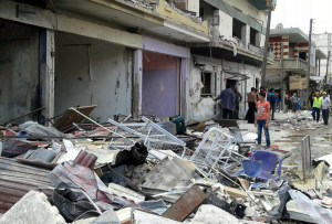 Russian, Syrian officials deny their planes hit refugee camp