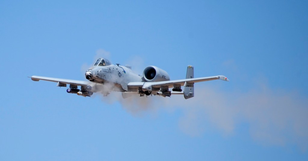 Plan to retire older A-10s hits Congressional roadblock | Defense News Weekly Extra