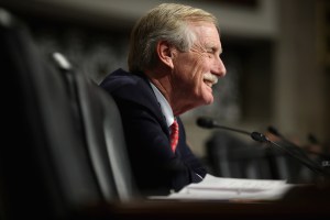 Bill urging ‘retro’ approach to securing power grid gets support in Senate