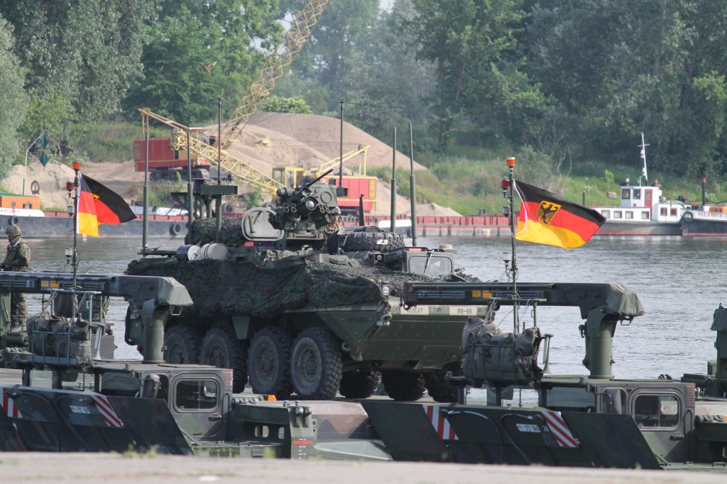 Anakonda: Germans, Brits Link Up to Build Longest River Bridge