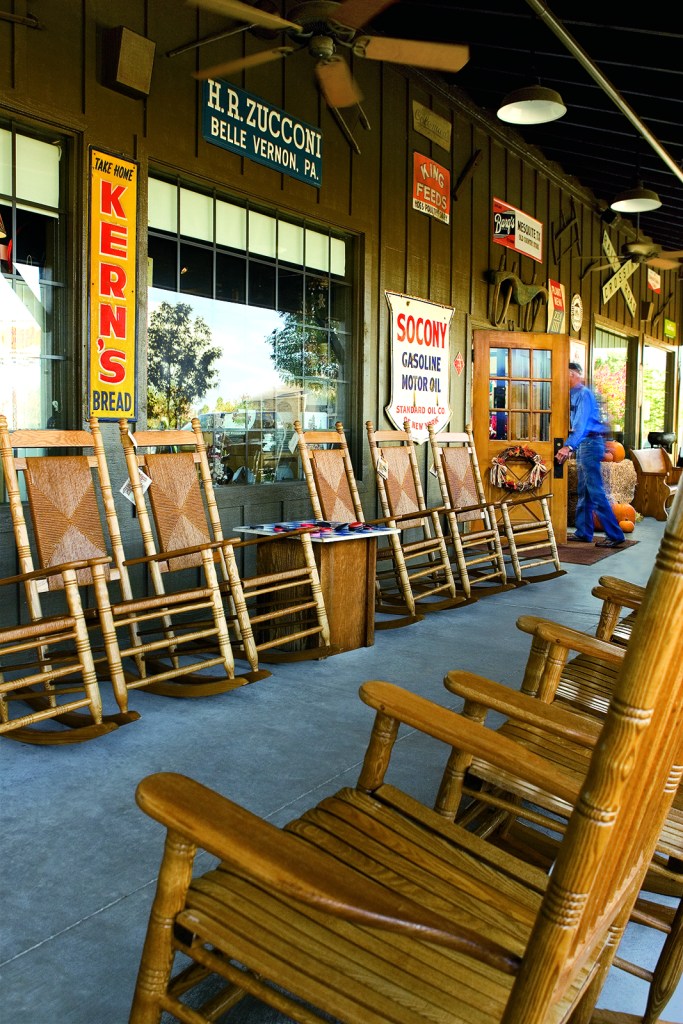 Cracker Barrel to donate rocking chairs to military families