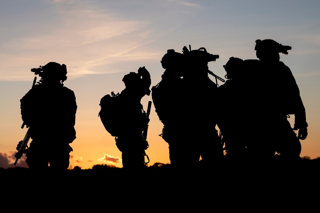 Special ops wing boss defended female trainee under fire in memo to airmen