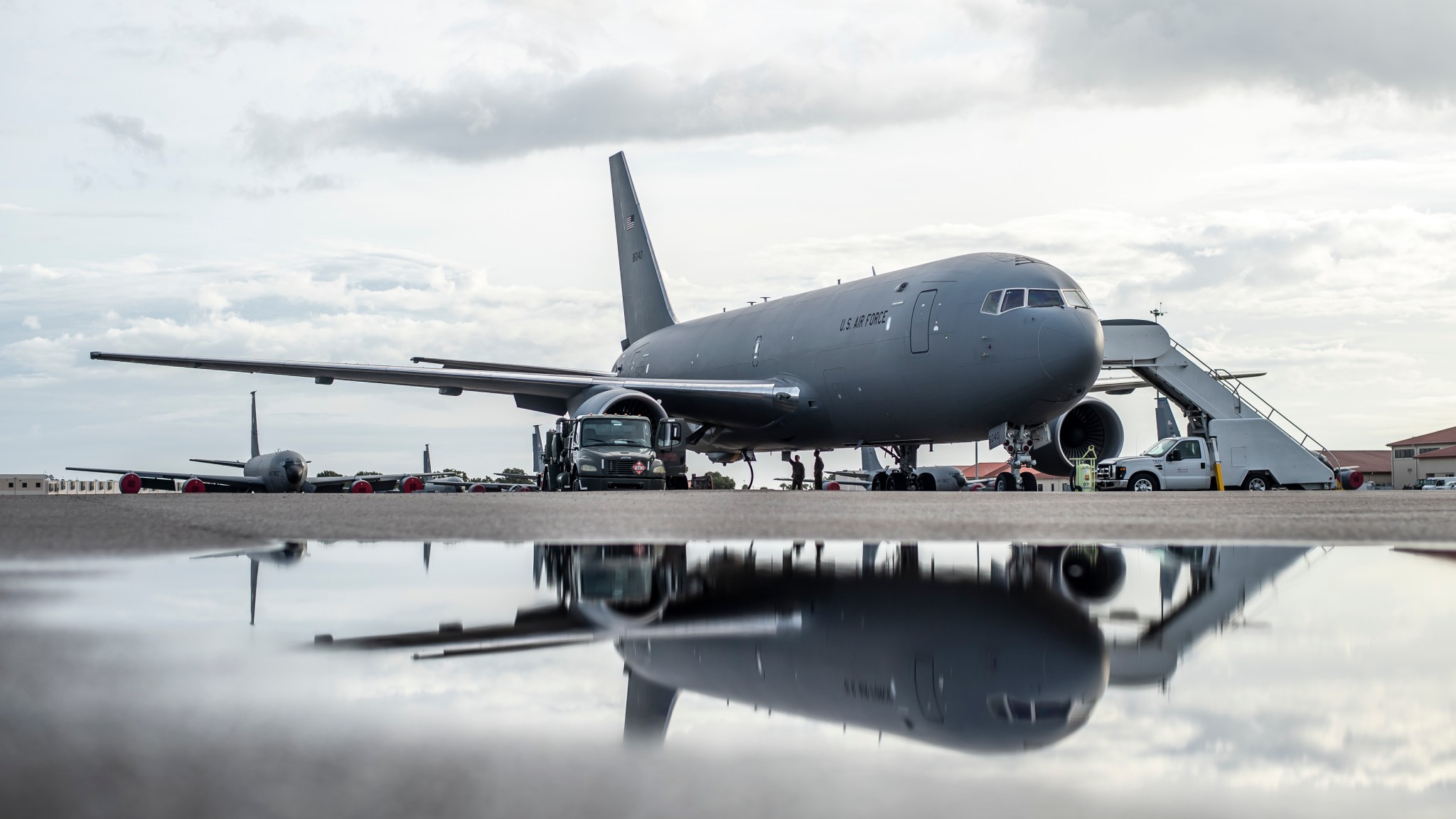 Pentagon's contracting speed lane sometimes no faster, says watchdog