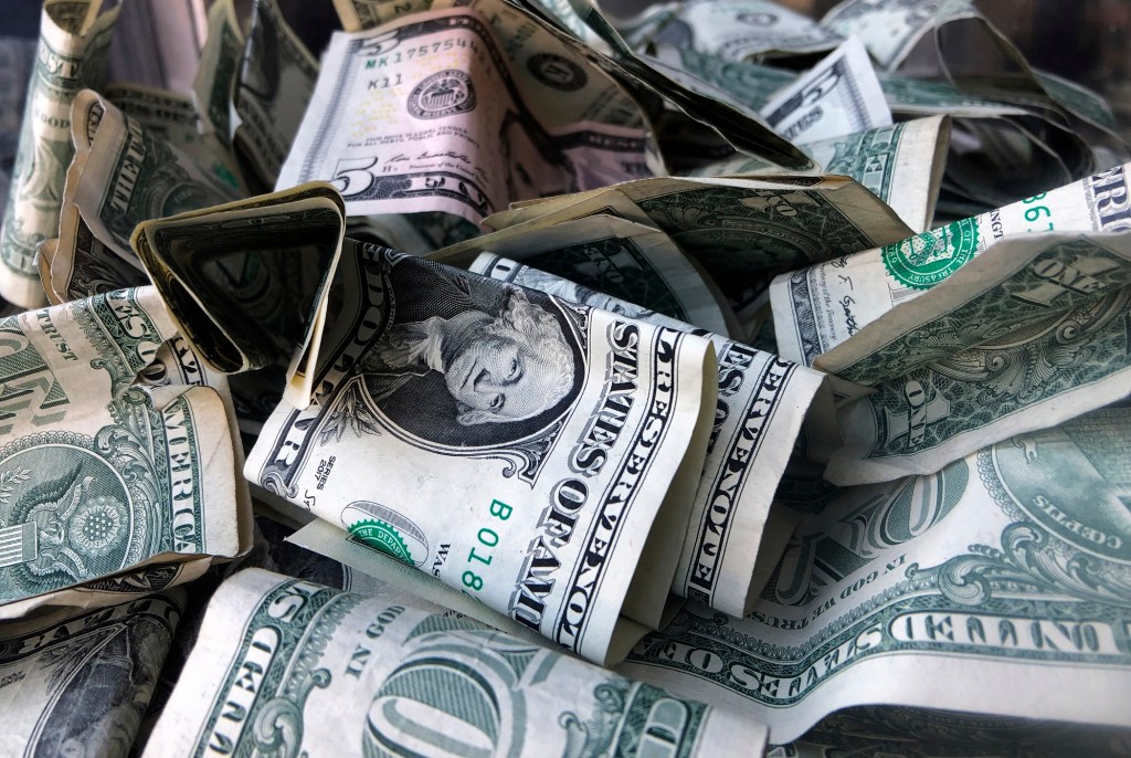 Army research biologist admits to bribery scheme for home renovation