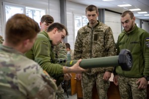 From howitzers to suicide drones: Pentagon seeks right ‘balance’ on training Ukrainians on new arms