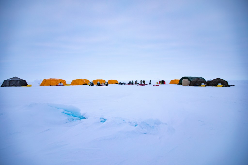 Navy stands up runway, encampment on massive Arctic ice sheet