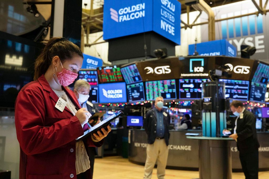 Lawmakers still benefitting from share trading in defense stocks