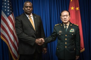 US and Chinese defense chiefs meet in Cambodia