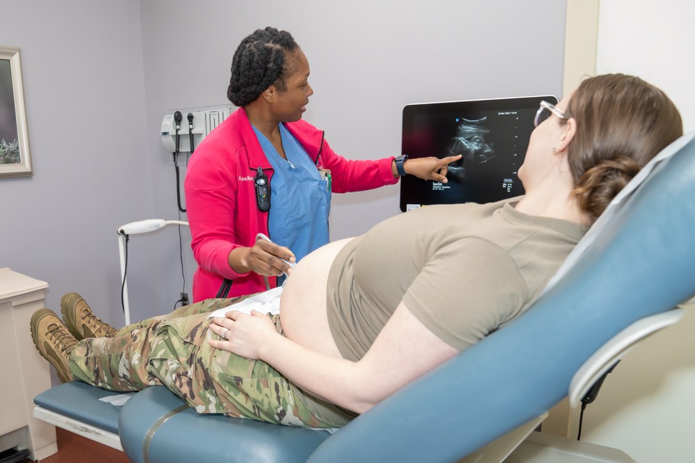 Congress should mandate provider choice for pregnant service women