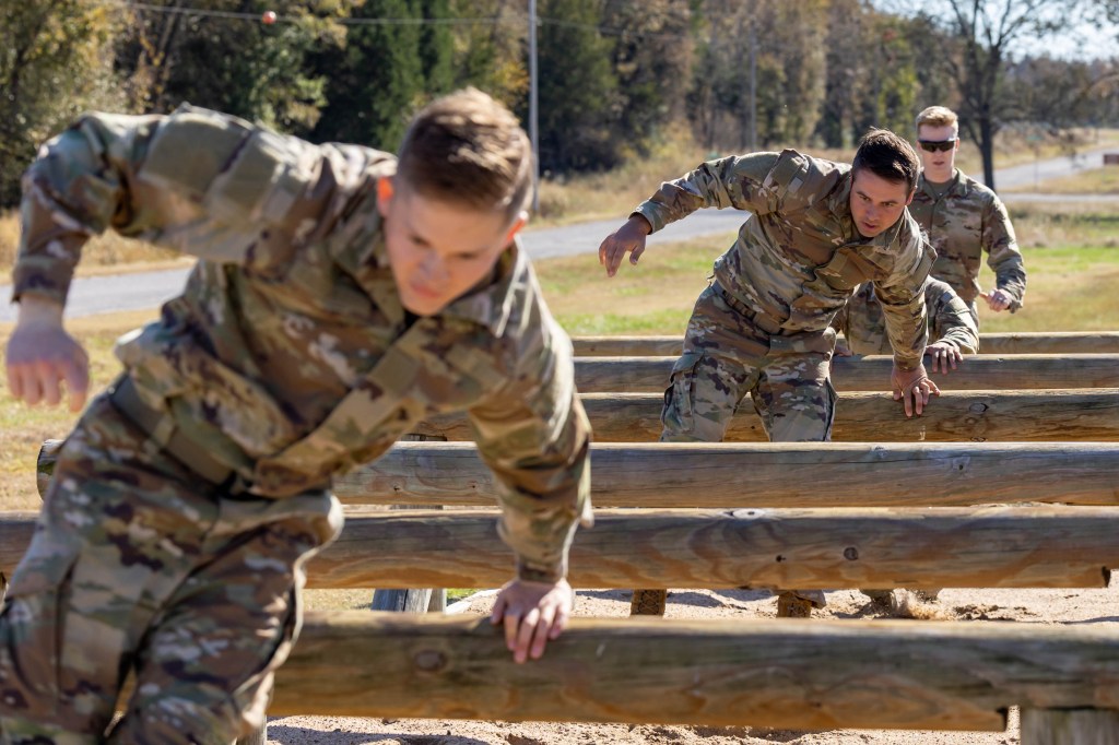 Soon-to-retire soldiers still waiting for Army to fix ROTC admin error